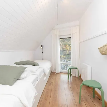 Panorámica Del Valle Ii By Bevalle * Panticosa